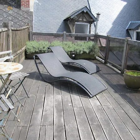 A L'ecole Buissonniere 4* הונפלר