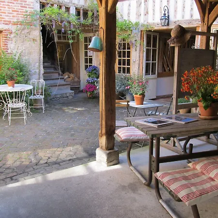 Bed & Breakfast A L'ecole Buissonniere 4*