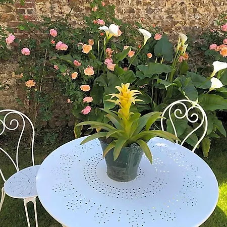 A L'ecole Buissonniere Bed & Breakfast 4*