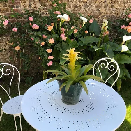 Bed & Breakfast A L'ecole Buissonniere 4*