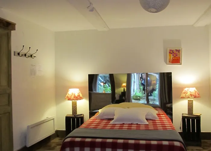 A L'ecole Buissonniere Nocleg ze śniadaniem 4*