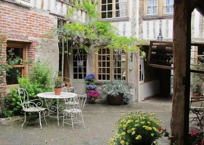 A L'ecole Buissonniere 4* Honfleur